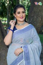 White with Blue Color New Cotton Check Saree with Running Blouse Piece