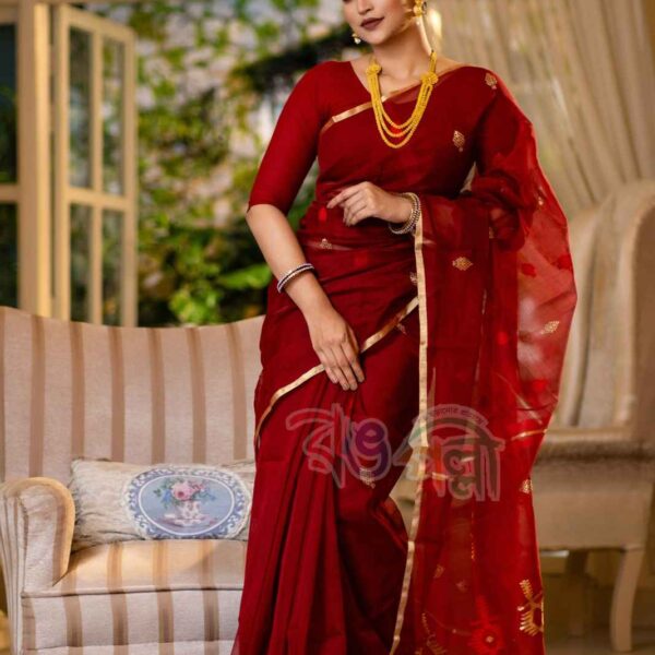 Maroon Color Handloom Halfsilk Saree with Golden Border